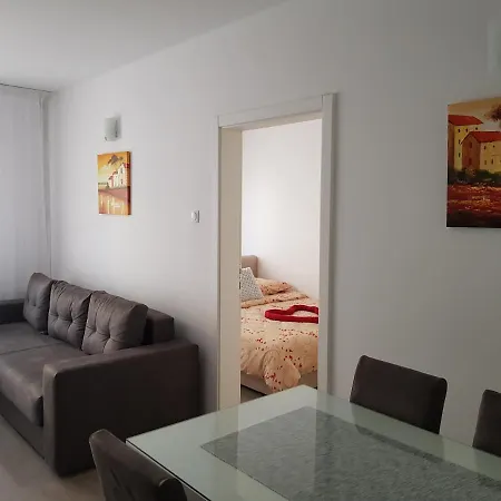 アパート Gea 39 ノヴィ・サド